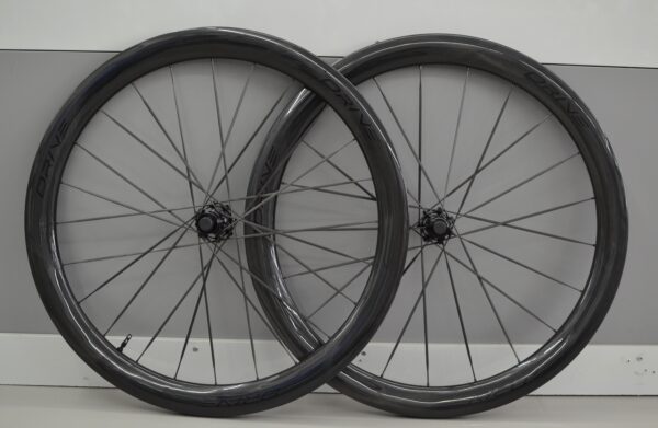 Elitewheels Drive II Carbonspeichen 36D (±1260g), 50D (±1300g), 65D (±1460g) – Bild 2