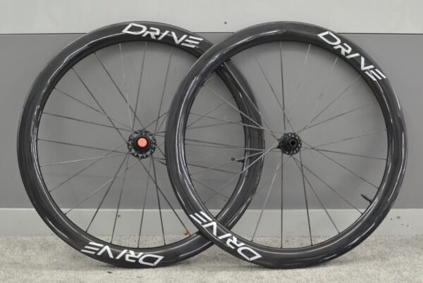 -20% Elitewheels Drive Carbonspeichen 40D (± 1260g), 50D (±1300g), 65D (±1460g) – Bild 2