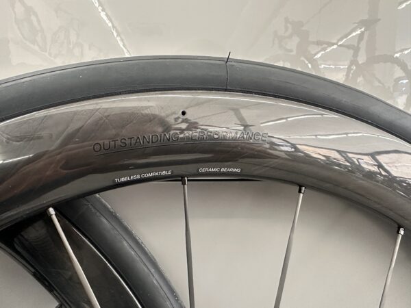 -20% Elitewheels Drive Carbonspeichen 40D (± 1260g), 50D (±1300g), 65D (±1460g) – Bild 4