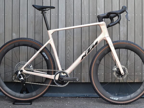 KTM Gravelator Exonic 2026