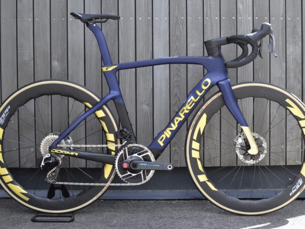 Pinarello Dogma F Team Replica